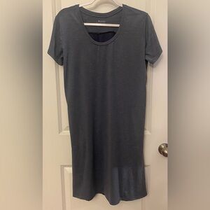 Columbia T-shirt Dress Size S/P Two-Tone Blue 2 Pockets Poly/Elastane